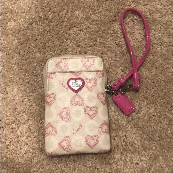 Coach Handbags - Vintage Coach heart designer wristlet/wallet